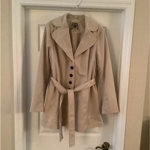Esprit Khaki Trenchcoat. Size XL